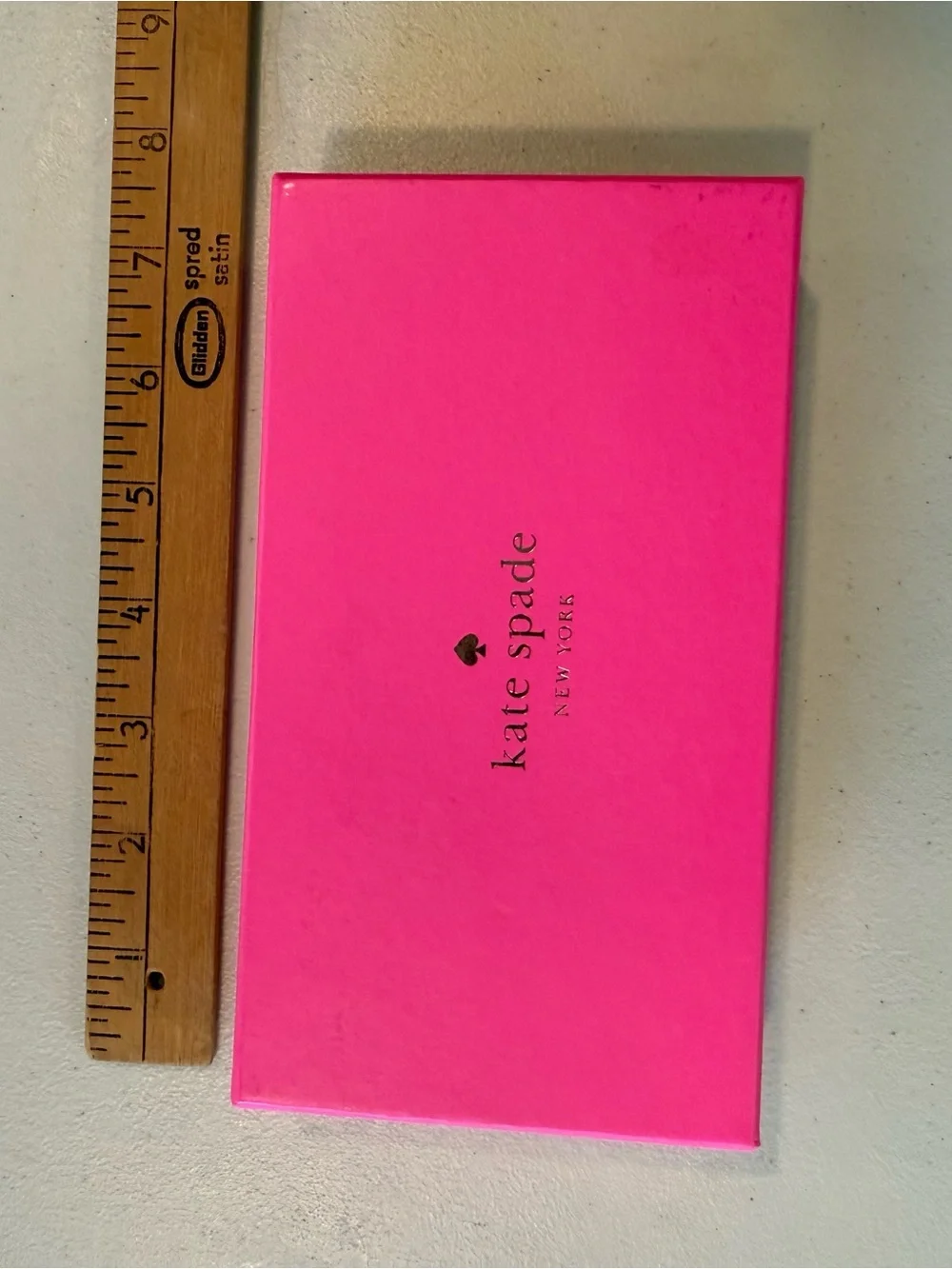 kate spade Bright Hot Pink Phone Case Packaging